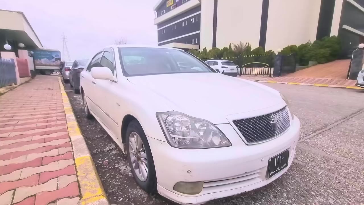 شاهینە بچوک بە بچوک 180 سێ دووگمە لایت ناوچەی کوێر تەبرید مەرکەزی کوشن جڵد پێش و دوا حاسە سەیارە کە زۆر خاوێنە ماڵی دۆستە تایەۆ ڕۆنی تازەگۆڕاوە

سعرەکەشی 65 گەڵا و مەعامەلایەکی برایانە  شوێن سلێمانی  
ڕەقەم تەلەفۆن : ***********
