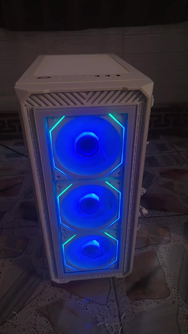 باللونين الأبيض والأسود سعر الأسود 65 سعر الأبيض 70 كيس مع 4 فانات ARGB بدون هاب تكدر تربطهن مباشر بالمذربورد اذا يدعم او تشتري هاب بسعر 15 الف أو تحويله بسعر 10 الاف وكلهم متوفرات بهل جمال كيسات جديده وصلتنا فقط كمية قليله والطلب مستمر عليهن لا تضيع الفرصه وامتلك كيس يخبل بسعر كلش قوي


**إذا كنت صاحب هذا الإعلان وتريد حذفه لأي سبب، رجاءا أرسل رسالة إلى الدعم الفني**