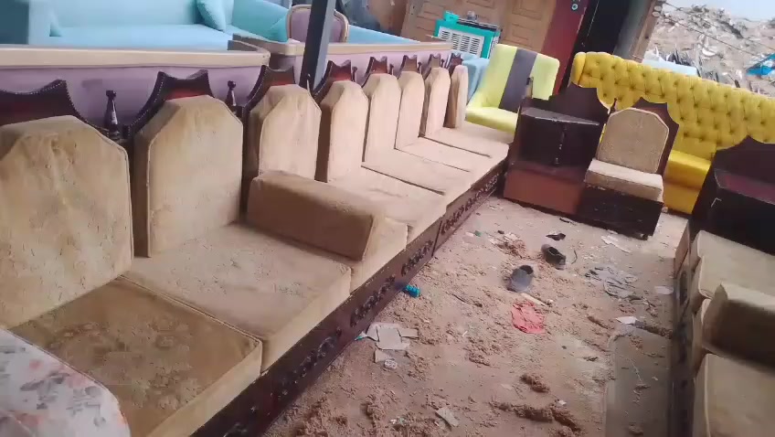 السلام عليكم
تخم شرقيه 25متر *********** سعر مليون مكان سفوان المزاد
