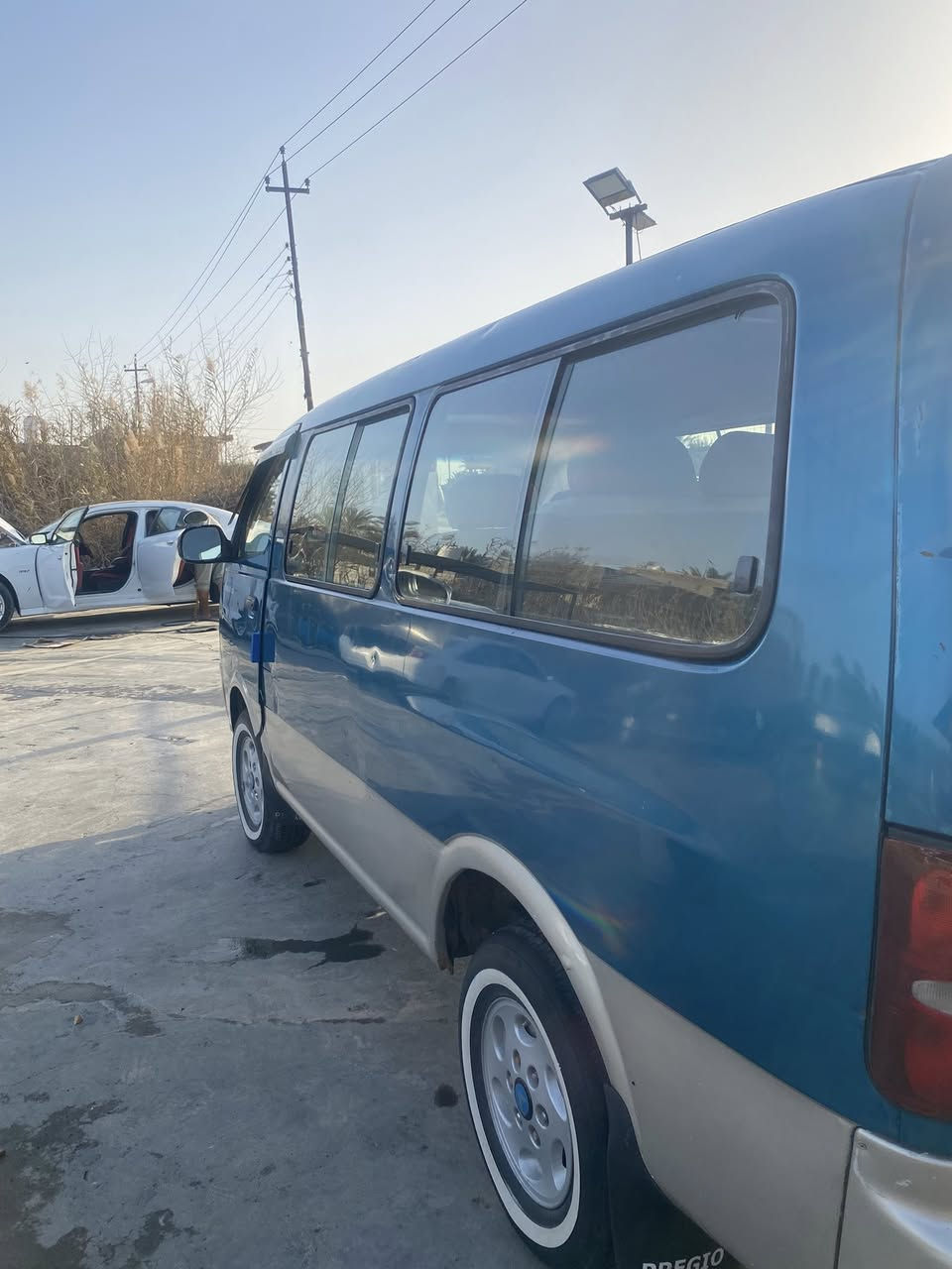 السلام عليكم بريجو موديل ٩٧ بلادية كير ومكينة مكفولات وتخم تاير جديد حدادية جديدة خير من الله السيارة بااسمي رقم إنكليزي غير متواجد ع الفيس *********** اتصل وبخدمتك
