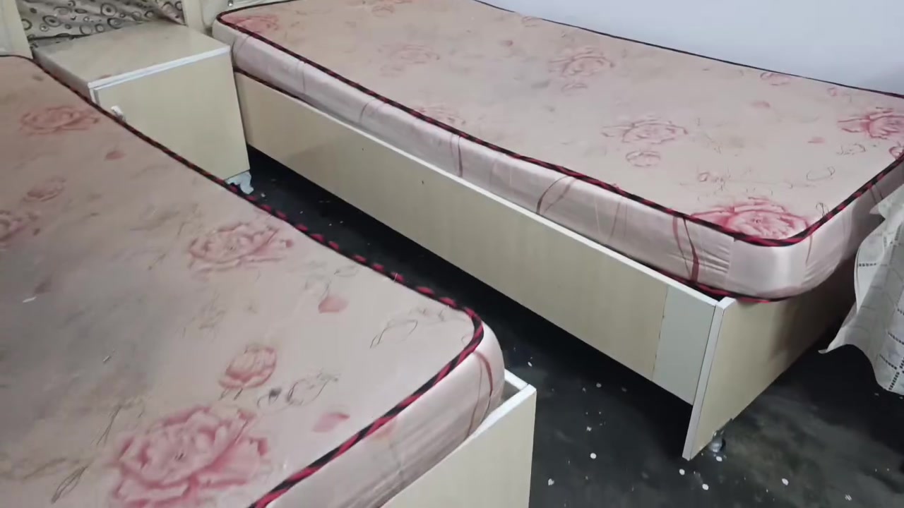 سلام عليكم متاح كلمن سعر غراض نضيف مكان روناكي


**إذا كنت صاحب هذا الإعلان وتريد حذفه لأي سبب، رجاءا أرسل رسالة إلى الدعم الفني**