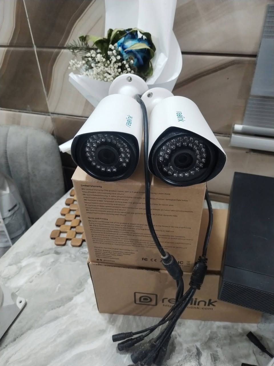 سستم كامرات للبيع عدد 6
4 كامرات خارجيه
2 كامرات داخليه
مراسله على الرقم واتساب 
*********** ☎️☎️
