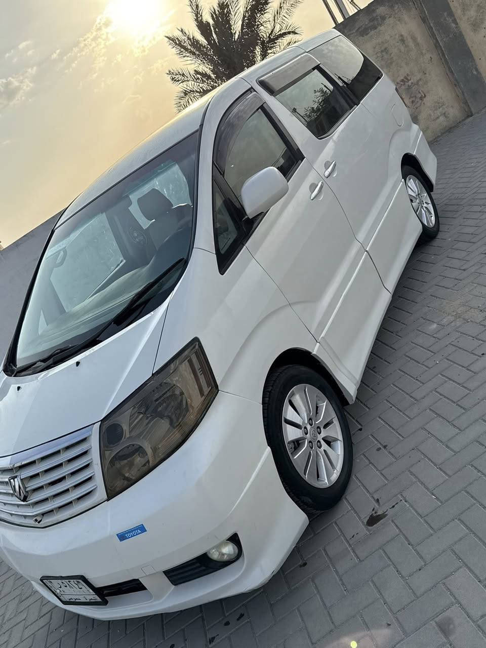 السلام عليكم للبيع تيوتا الفارد مديل 2003 اصل مشروع وطني رقم بصره تحويل بي وقت بسمي سنويه لل27 مكينه 6 سلندر تو ويل كفاله ضربه كص جميع الأصوليات كفاله حته من الصبغ ماعده باب السائق بي صبغ اثر شخوط مواصفاته شاشه جبيره تحكم ستيرن كامره اماميه خلفيه شاشه بل تنته كشنات مدوشمات جلد ارضيه جلد التنته لايلون جاهزه السياره ماناقصه اي شي حداده قبل سبوع نافضها كله جديده منظومت بانزين كله جديده لايت زنون كرستال امامي خلفي  السعر 118$ اوبيه مجال عنواني بصره حي الحسين هـ ***********
