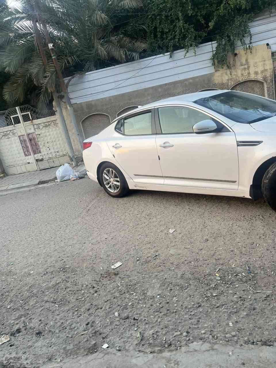 اوبتما 2013 
دواخل جلد 
كراسي كهرباء
لايت زنون
سيارة بحالة جيدة ماشية 98 ميل
تخم تايرات
مبدل منظومه البانزين كامله
صدر امامي خلفي جديد 
نظيفه مال جني سيارة رقمها ذي قار مشروع وطني تتحول بكل محافظات مكانها بغداد 
***********
