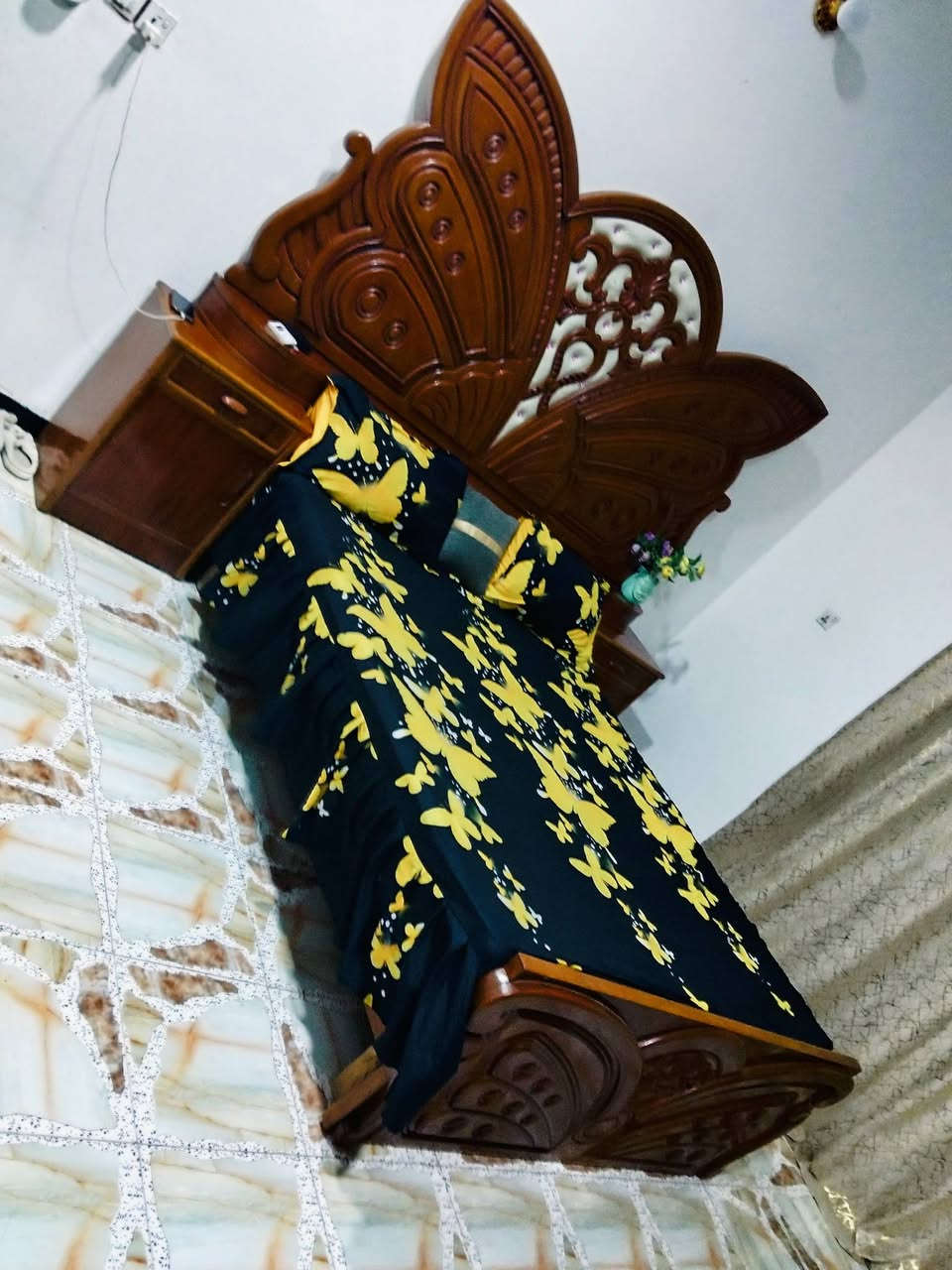 غرفه تسكام  للبيع انضف من ال بل صوره  جديده           المكان بابل شارع 80 نجف.   الستفسار ***********.   السعر 950.بيه مجال بصيط
