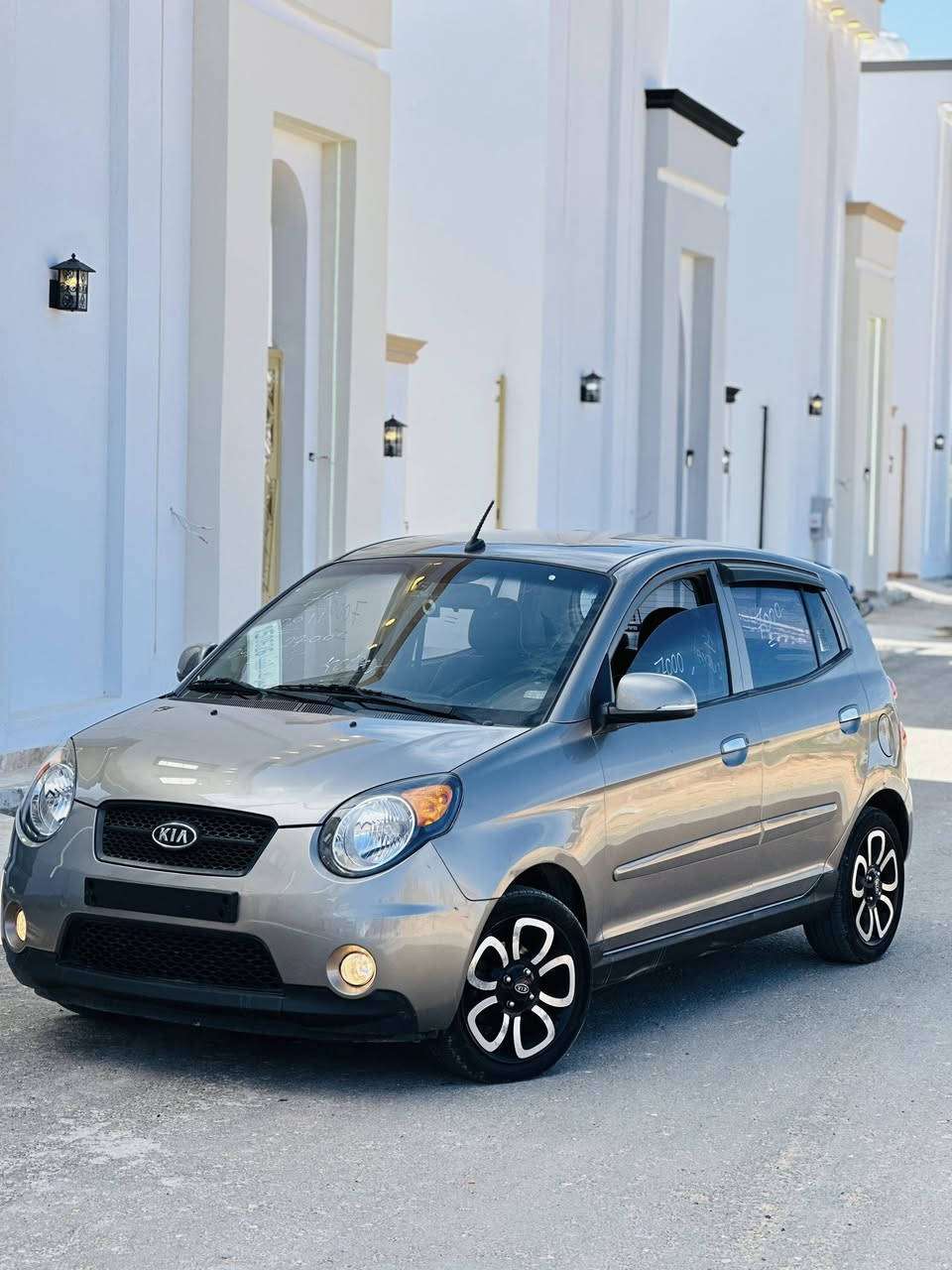 تبـــارگ الرحمّٰـــن 🎖️💥 #درجه_اولى
سياره #كسبه✅
الـنوع : كيا بيكانتو✅
سعـة المحـرك :  13اصلية❤️‍🔥
الطـلاء : لاَ يُوجَـــدْ ☑️ 
خَـاليـة مِنَ القَصْ و السُّـوسْ ✋
ماشية :72 ألف كيلوو  ✅
موديل :2010✅
الحـالة : مُمتَــٰـازَة ✅
جُمــرگ ؛ رِسـالَة مَفتوحَـة✅ 
الممـيزات : موضحة في صورة 
جمرك كيف واصله سياره ربي يبارك توب نضافه 🎖
محرگ وكمبيو 10/10 🌟 سياره بيع وشري  عيب لا 
العيـوب : لا يوجـدْ بإذنِ الله 💯
نـاقل الحـركة : أوتوماتــگ - Auto
نـوع الوقـود : بنزيــن - Gasoline
طـريقـة الدفـع : گـــاش - Cash 💰
كربون موجود بالكشف ✅
__________________________
للإستفســار أگـــثــر ↘️⬇️↙️
رقـم  هاتف📞 0910744366
في حالة خارج التغطيه واتساب 0922443645 
 السعررر ع هاتف 📞 
المـكان :طرابلس


**إذا كنت صاحب هذا الإعلان وتريد حذفه لأي سبب، رجاءا أرسل رسالة إلى الدعم الفني**