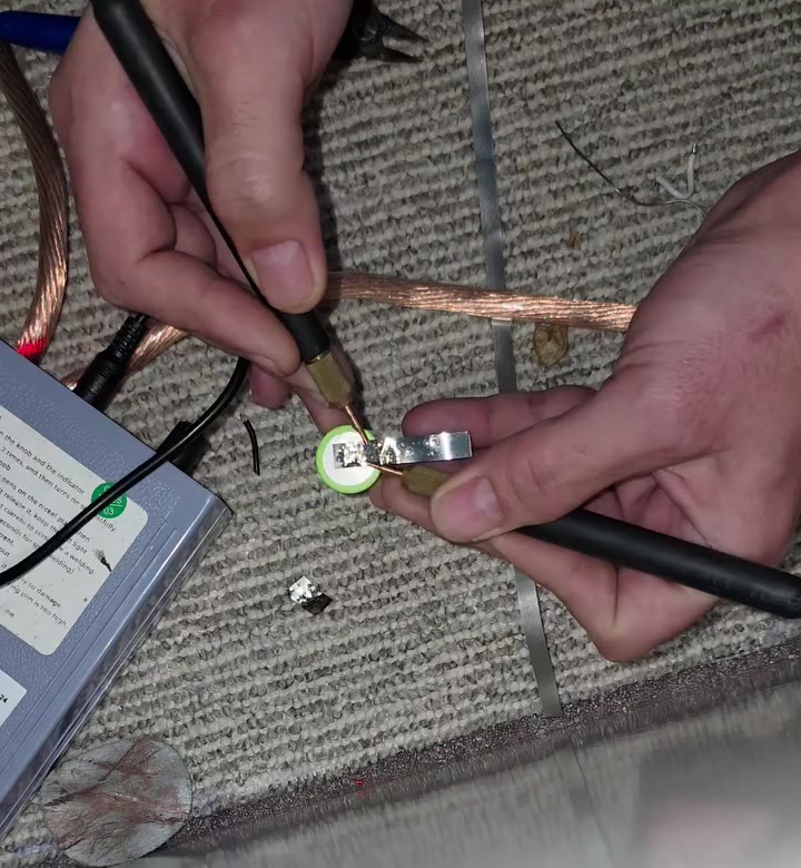 اعادة النشر بسبب وعد الكاذبة . كاوية نقطية في البداية يشتغل ببطي بعد دقيقتين يشتغل طبيعي كما موضح بالفيديو . انطي سعر و بالعافية مستخدم قليل


**إذا كنت صاحب هذا الإعلان وتريد حذفه لأي سبب، رجاءا أرسل رسالة إلى الدعم الفني**