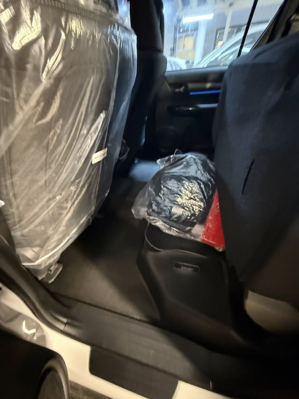 سلام عليكم ادفنجر ٢٠٢٥ زيروو كويتي رقم اربيل مكفوله كفاله عامه زيرووووووو فول مواصفات
السعر ٤٦٢ وبيه مجال بيع او مراوس ‭٠٧٧٣ ٣٧٣ ٣٢٦٤‬
***********
