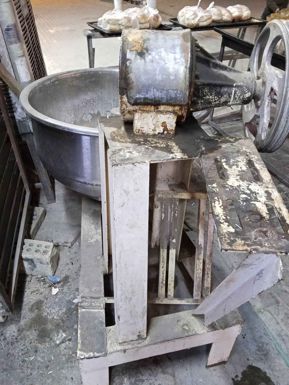 سلام عليكم البيع عجانه ***********
