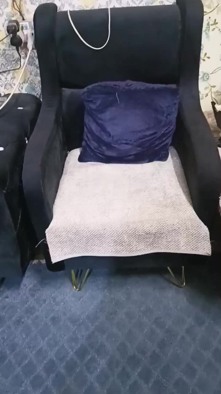 طخم ديوان 5 قطع خشب تركي نظيف
السعر 250 وبي مجال 
عنوان حي المهندسين


**إذا كنت صاحب هذا الإعلان وتريد حذفه لأي سبب، رجاءا أرسل رسالة إلى الدعم الفني**