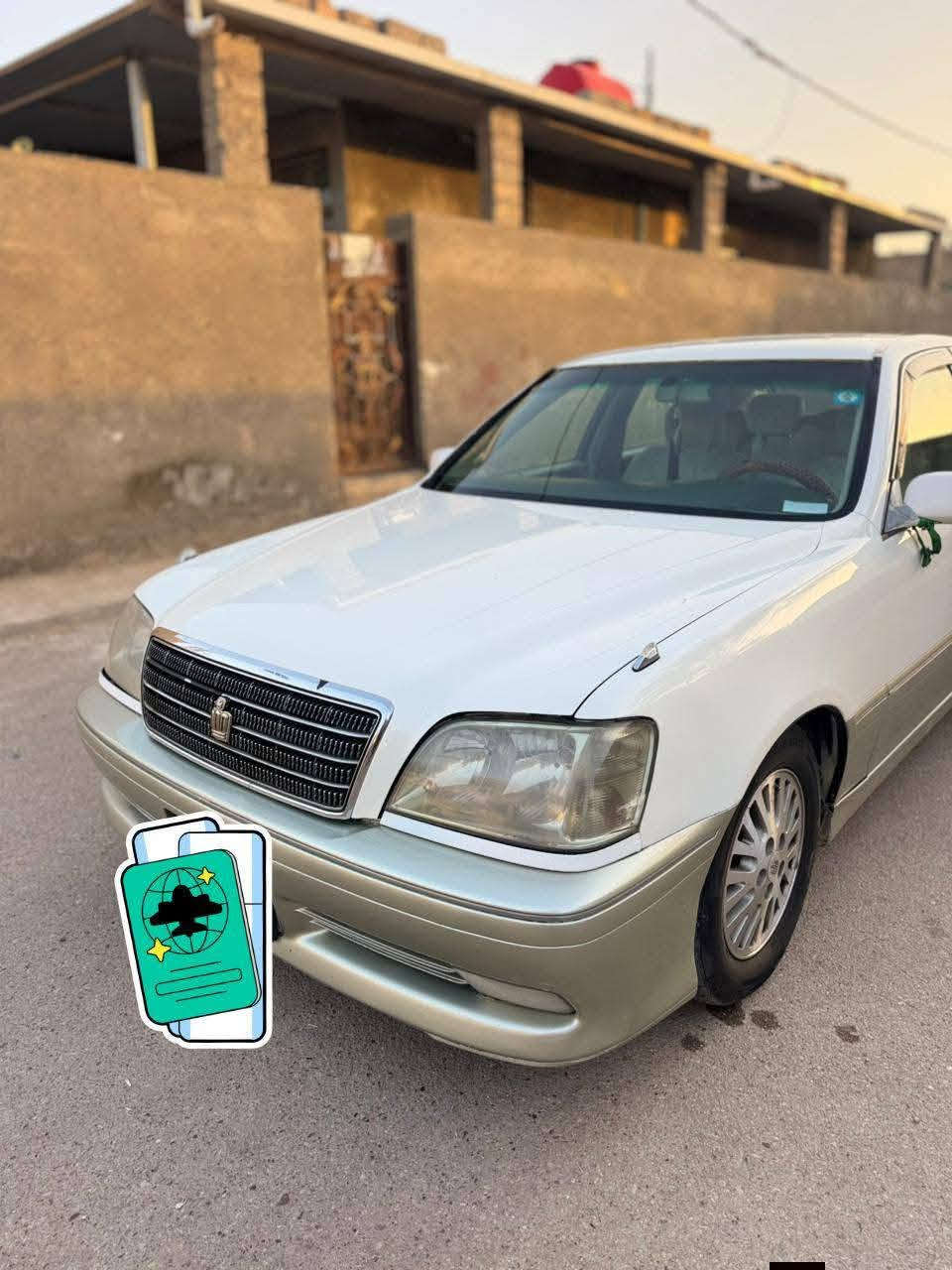 السلام عليكم 
من رخصة الادمن 
ملكة كراون موديل 2000 شاصي 71 كرستال مكينة VVT جديدة كير جديد تخم تاير( دكمتين. بردة خلفية. كشنات كهرباء. كاميرا خلفية دبل شاشة. سنتر لوك ).مشط جديد . حداد 60% السيارة مكفولة من الضربة والكص رقم قادسية دولي سنوية ٢٠٣٠ ... تحويل بشرط ثاني يوم ..السعر ع الاتصال (***********) ..مكاني الصويرة
