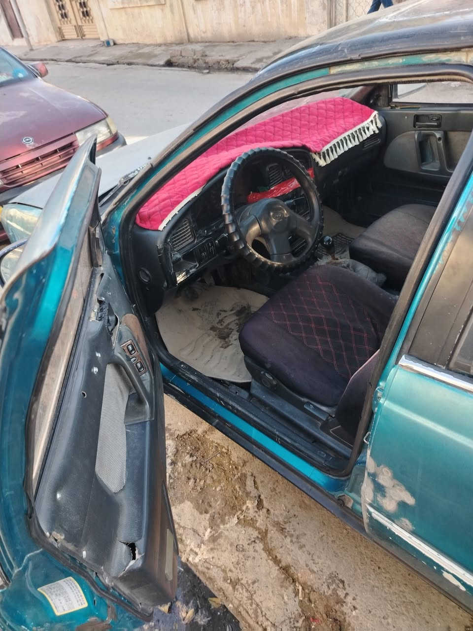 السلام عليكم هونداي النترا ماكينه بي صوط وكاله من وكيل سنويه خضره كاربون بانزين  سعرو 12  بي مجال يرهم مراوسه مع أي سياره مكاني موصل حي القدس ***********
