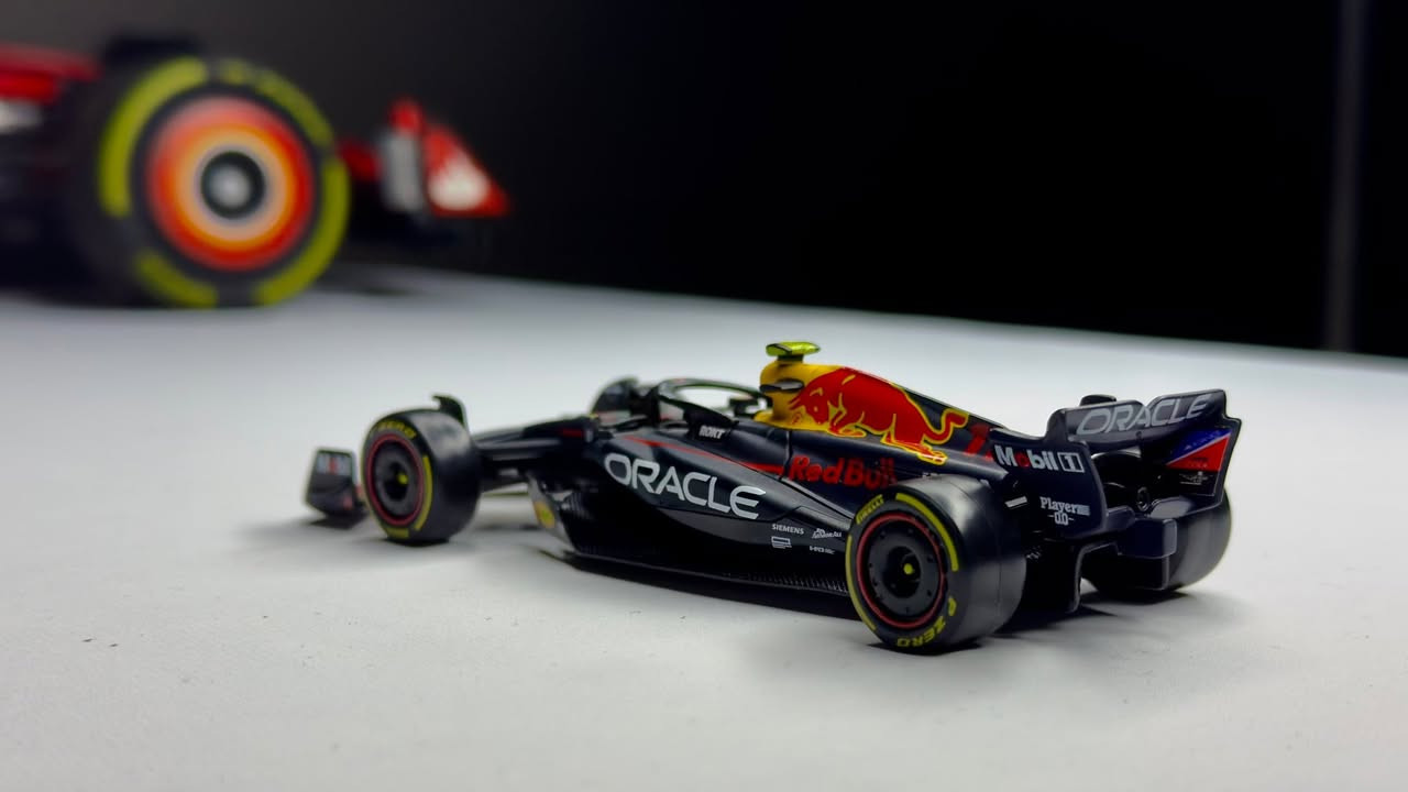 مجسم فورمولا 1 burago redbull
موجود قطعتين

موجود توصيل كل المحافظات


**إذا كنت صاحب هذا الإعلان وتريد حذفه لأي سبب، رجاءا أرسل رسالة إلى الدعم الفني**