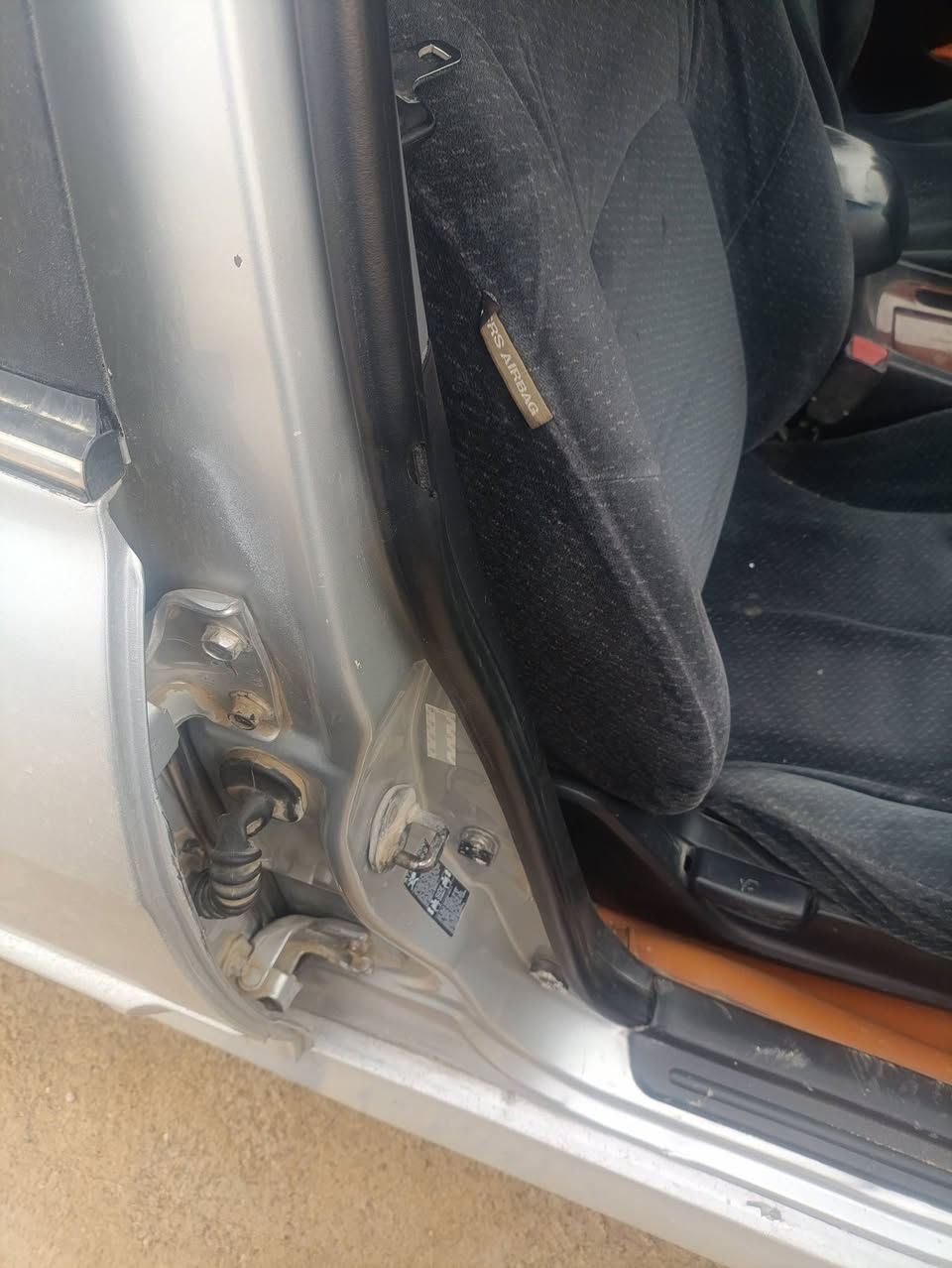 سلام عليكم سوناته للبيع موديل 2005 رقم بغداد نكليزي كير مكينه جدد تبريد تدفئه مكينه 2700.      ***********
