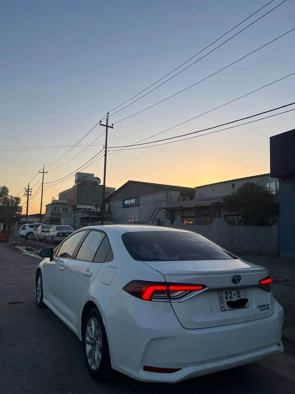 Crolla 2024 hybred 
سەیارەکە بێ سبوغە بێ لێدرانە صینیە شکل خەلیجیە 
فولل ماصفاتە سلایتە 
سحری ١٥٥ و مەجالێ کەم
*********** أربيل, العراق
