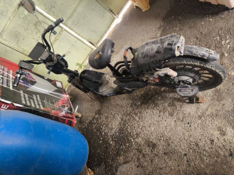 دراجة للبيع


**إذا كنت صاحب هذا الإعلان وتريد حذفه لأي سبب، رجاءا أرسل رسالة إلى الدعم الفني**