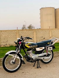 ماطور للبيع سونيك اصلي موديل 24 لوك ماشي 3700 فقط لوك جديد  محرك كير ك...