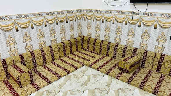 جلسة عربية للبيع 
السعر خاص ***********
