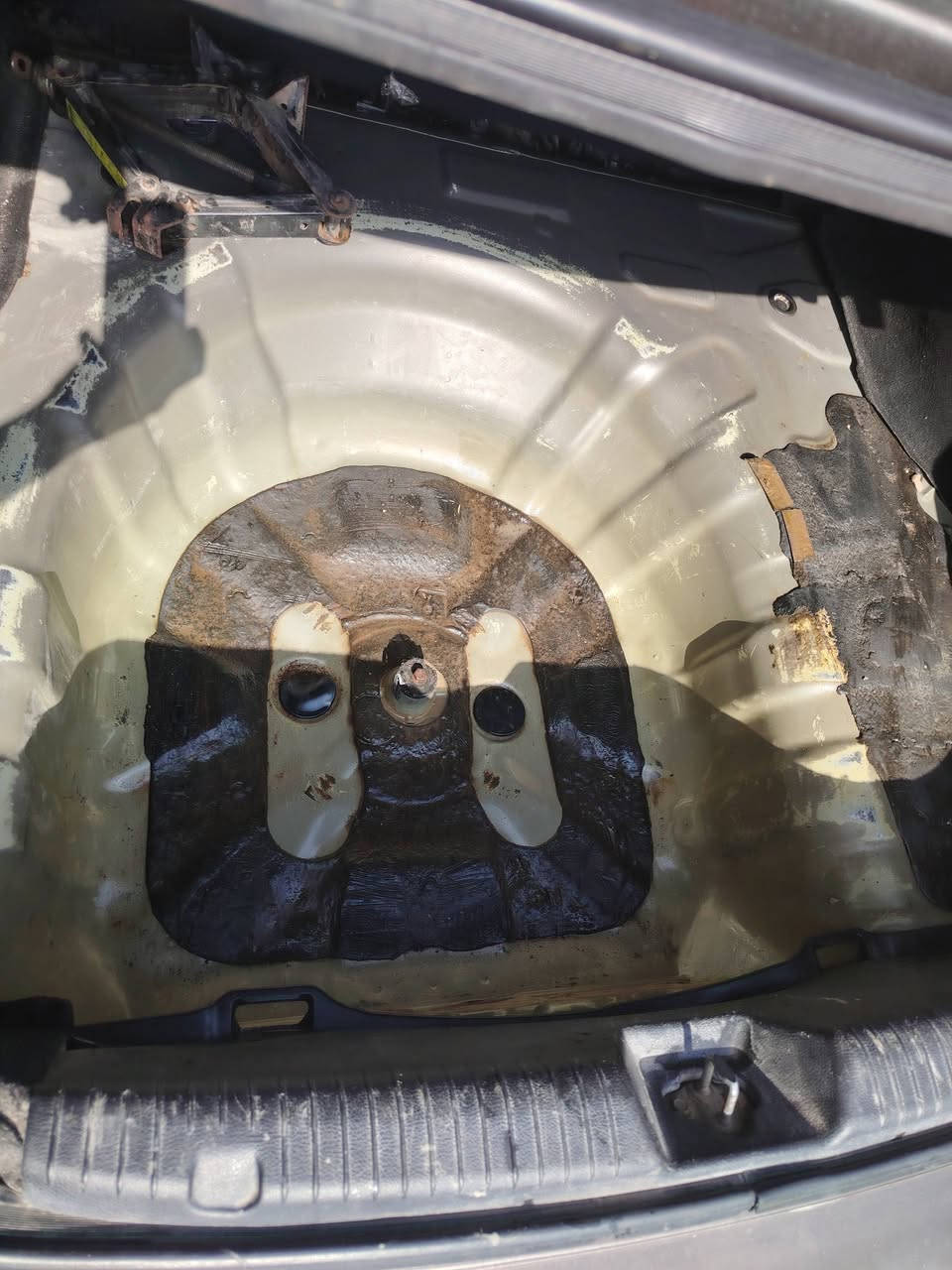 فورتي موديل2016 بسمي سنويه منتهيه جاهزه مكينه 2000كير حداديه السعر 110وبيها مجال *********** باقي التفاصيل كتاب فحص بالمنشور
