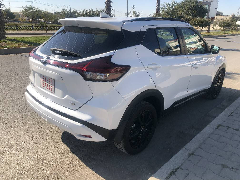 نيسان كيكس موديل 23 مواصفات SR ماشيه 29 الف ميل 
كاتي تترقم محافظات الاقليم مع مدة ترقيم 90 يوم 
بونيد صبغ فقط بدون دواخل بدون ايرباك 
هذا رقم الشاصي 3N1CP5DV9PL507605
سعر 143 وبيها مجال 
للاستفسار الاتصال على الرقمين 
***********--*********** كركوك, العراق
