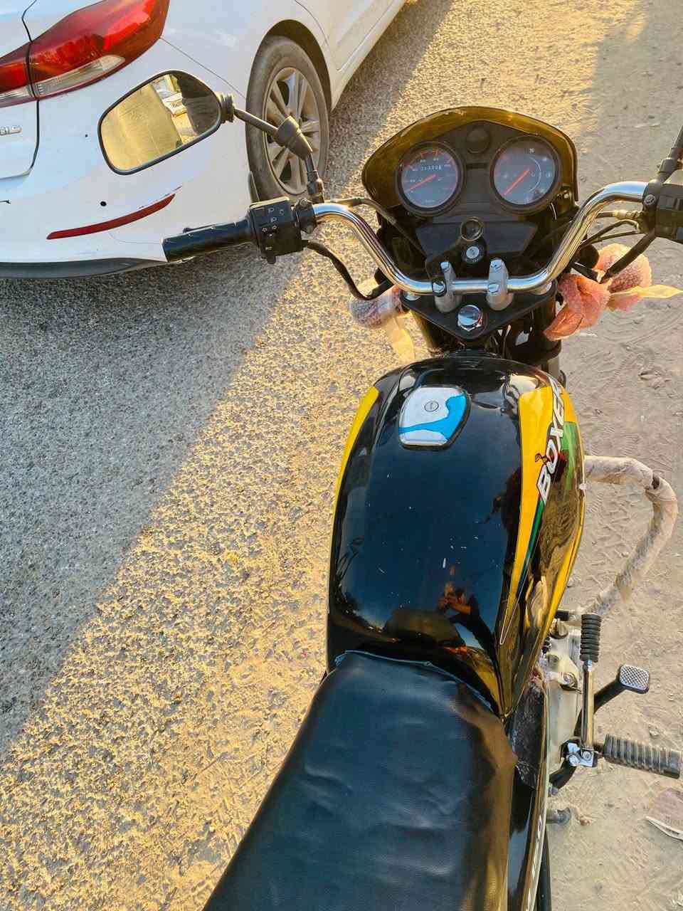 السلام عليكم. بوكسر ٢٢ للبيع أوراق أصولية بوجهك ترقم. مجفتة تجفيت شركة مابيهة أي نقص كهربائيات كلهة شغالة. مكاني بغداد الدورة.. السعر. مليون و١٥٠ وبيهة مجال ***********.الاتصال على هذا الرقم. مكلف بلنشر لحد يدخل خاص رجائا...
