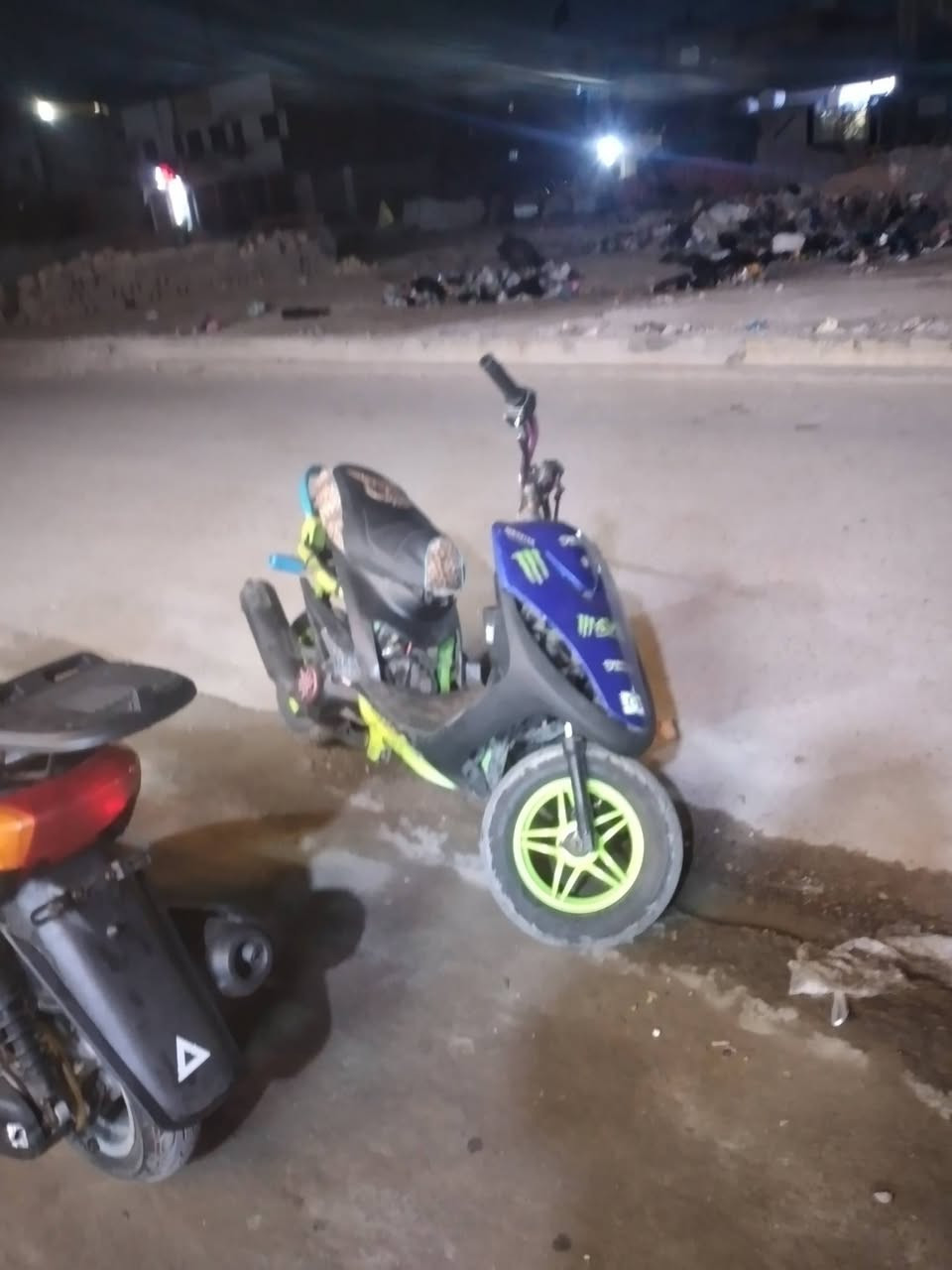 سلام عليكم دراجه لبيع كامله هاذه ***********
