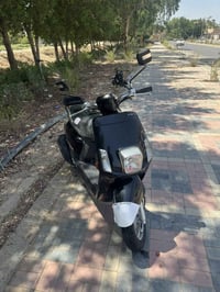 بوليس • اسود • ضمان محرك