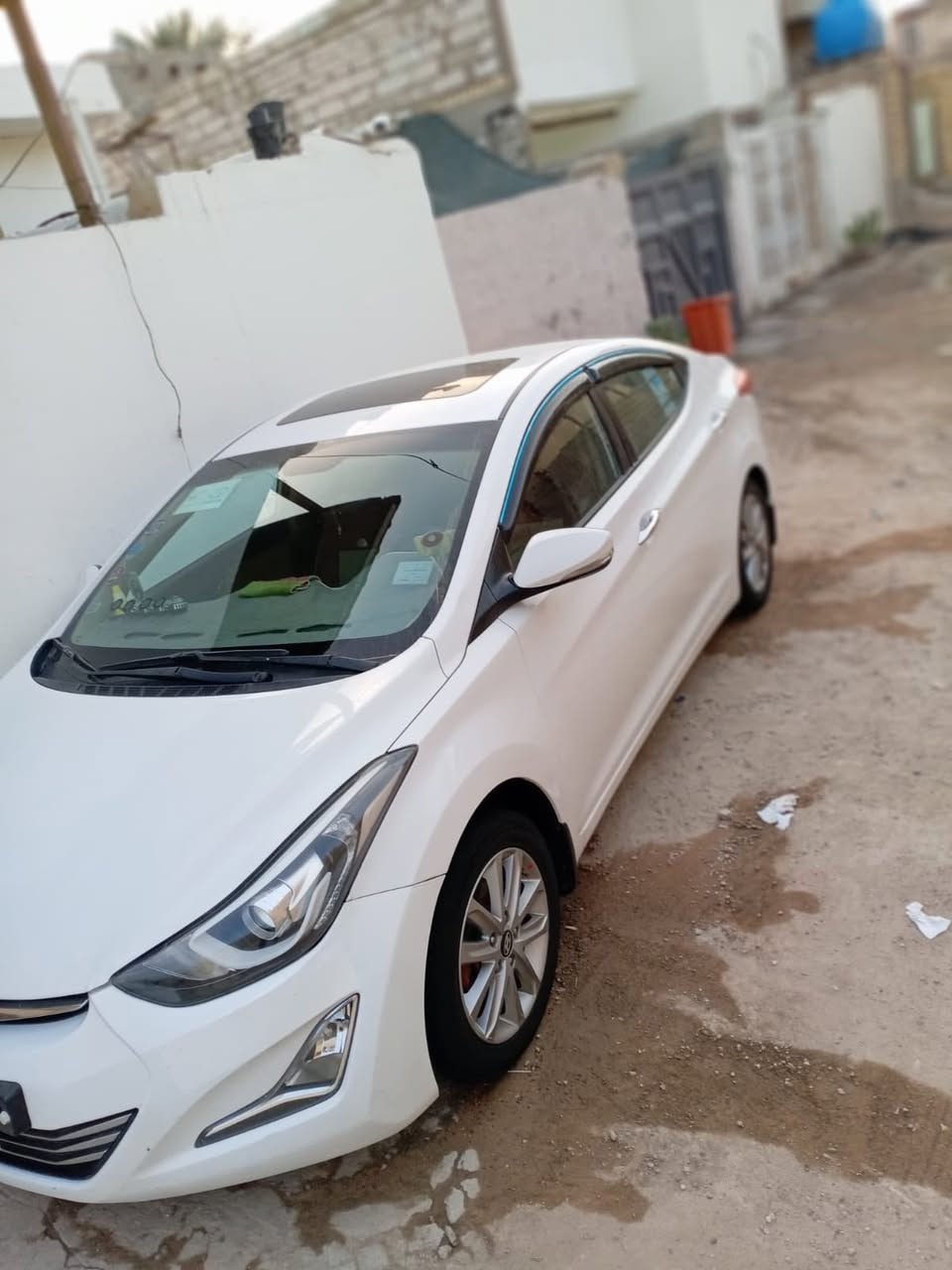 سلام عليكم  للبيع انتره مضلع
مديل 2014
فول موصفات
محرك 1800
حداديه جديده تخم تاير جديد 
السياره مكفوله ماعده صبغ بل باب مقدار شبر والباقي مكفول 
السعر 128$ او بيه مجال بسيط 
العنوان النجف كوفه سايدين ميثم التمار 
الاستفسار ***********
متواجد فيس
