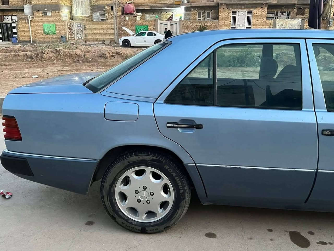 للبيع دب 91 مكفولة 🚗
السيارة مكفولة ما عدا الصبغ الجمالية، محوّرة بطة ومجهزة من حدادية.
التخم والتايرات بحالة جيدة،  تحتاج سوى تبريد وكف سيارة.
السيارة باسمي وبرقم إنكليزي، وجاهزة للفحص والمعاينة.
💰 السعر: 60 ورقة وبيه مجال للجادين.
📍 العنوان: ذي قار - الشطرة.
📞 رقم الهاتف:***********
 ***********
السيارة نظيفة وتستحق المشاهدة، والله يبارك لصاحب النصيب. 🚗✨
