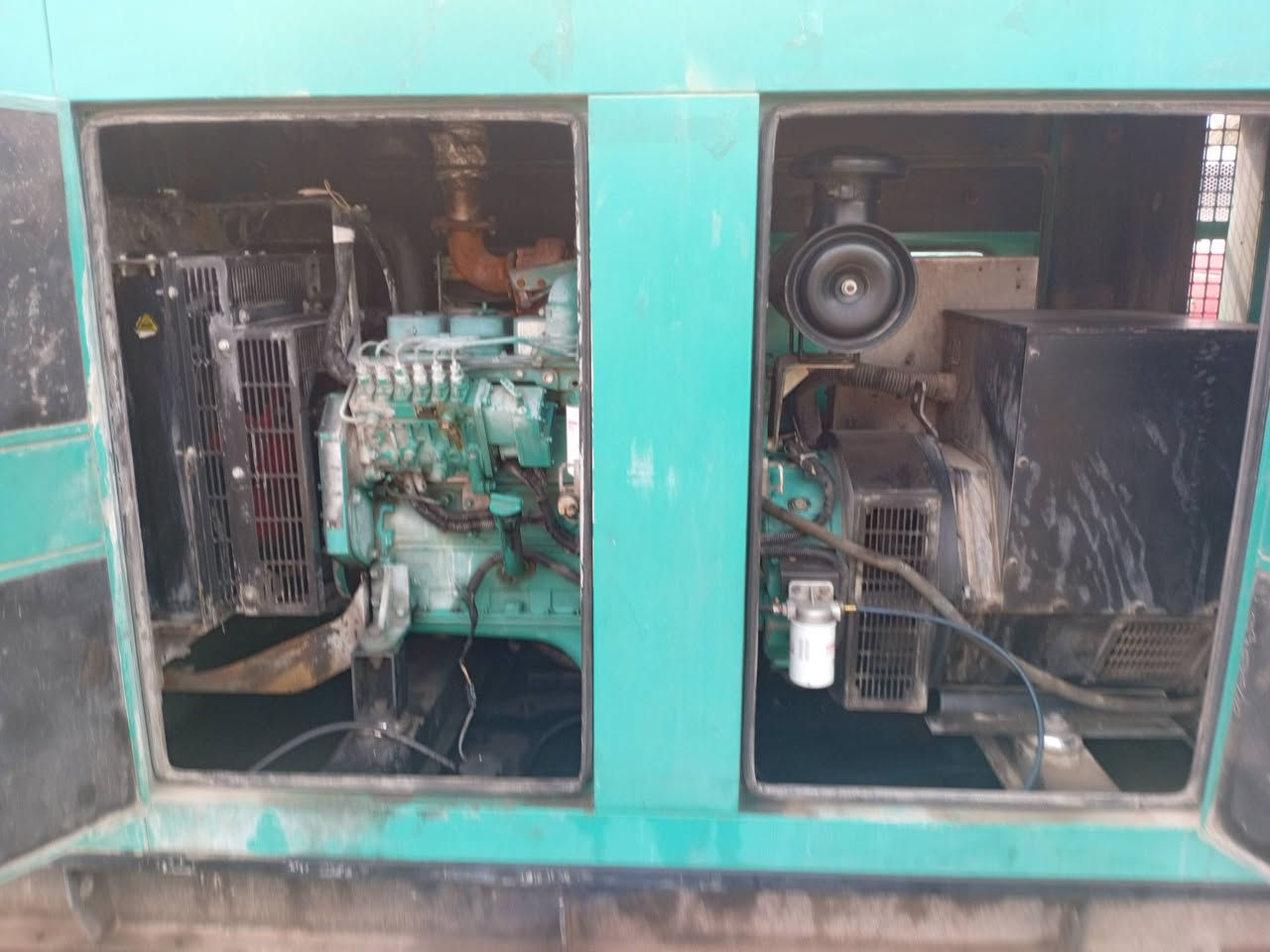 سلام عليكم.  كمنز  6 سلندر 100KVA شركة زهرة عجمان.  كلش نضيفه وجديدة


**إذا كنت صاحب هذا الإعلان وتريد حذفه لأي سبب، رجاءا أرسل رسالة إلى الدعم الفني**