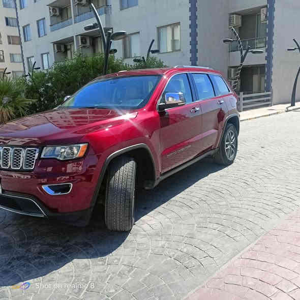 جيب كراند شيروكي للبيع فقط
موديل 2020
مواصفات:
كشنات كهرباء/ حساسات/ اشارات بالمرايات/ بانوراما/ داخل بيجي/ ذاكرة كشن/ كشنات تدفئة تبريد/ ستيرن تبريد/ تحكمات ستيرن/ تشغيل عن بعد/ توقف ذاتي/ مرايات قلاب/تحديد مسار/ رادار/ 
وارد امريكي حادث بسيط موجود بالصور
عداد المسافة 80 الف
للتواصل ***********
السعر 26,000 بي مجال بغداد
