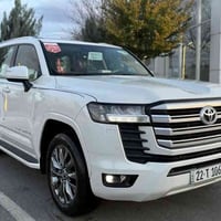 لاند كروزر GXR • موديل ٢٠٢٤ • ٣٠٠٠٠ كم