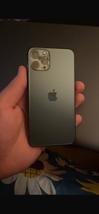 ايفون 11 برو 256 نضيف جدا بطاريه 79 بلاديه  جهاز مداخل صيانه وممبدل اي...