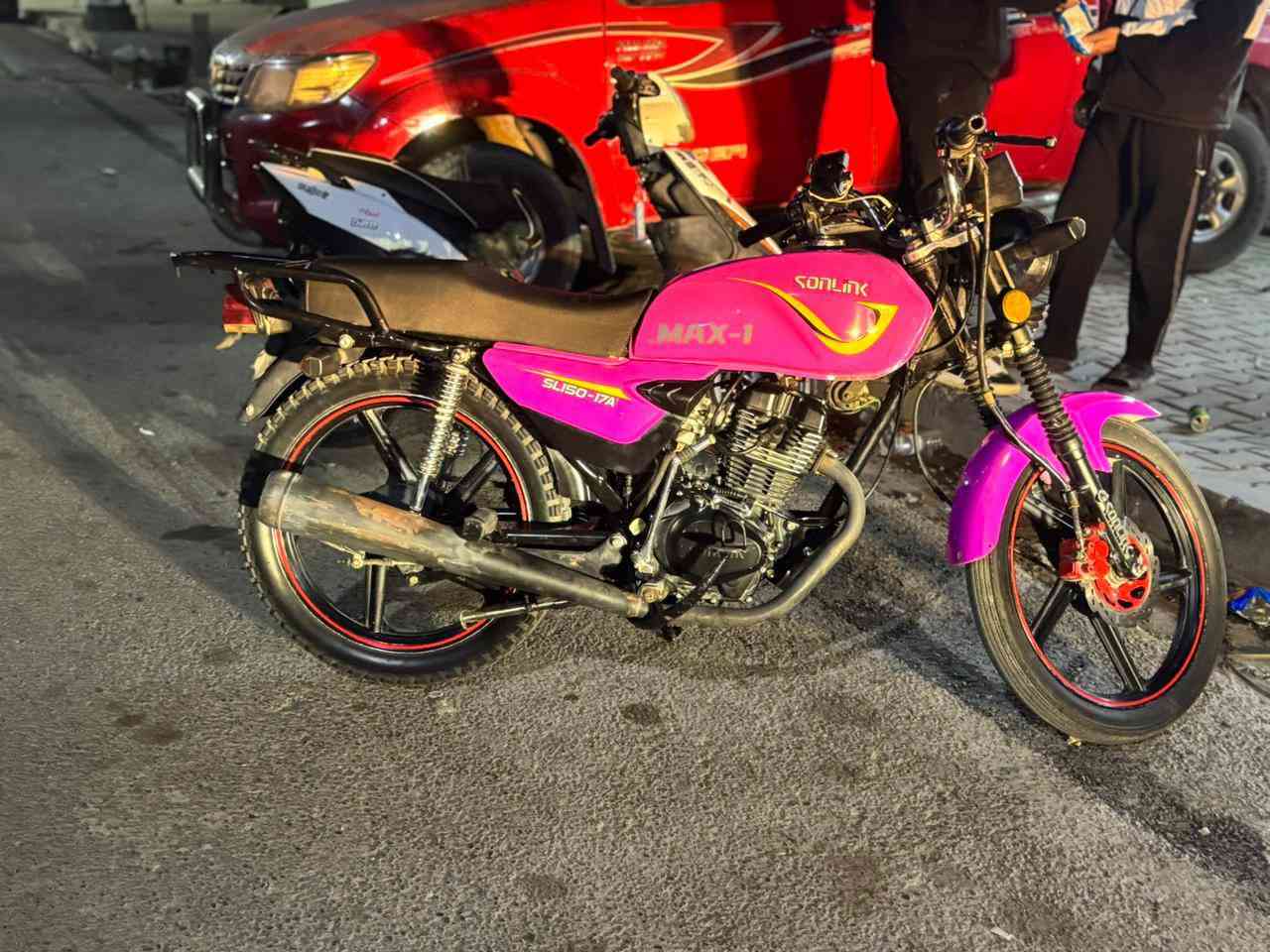 السلام عليكم شباب سولنك ماكس2024 خمسه كير اوراق كامله دراجه نضيفه كامله مكمله كهربائيات  شغاله مكينه ناعمه مكاني بغداد المحمودية السعر 650 
***********/***********
