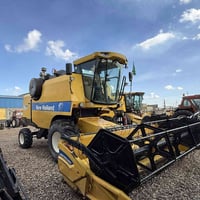 حاصده نيوهولند • موديل ٢٠١٥ • مشتغله ١٧٠٠