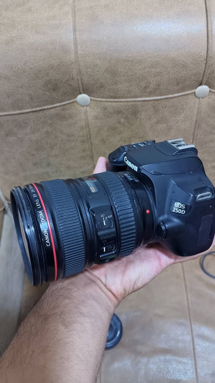 Canon 250d
كامرة مفولة من كل النواحي 4k
تجي مع كل ملحقات عدستين عدسة الـ 24-105 عدسة رنك احمر فتحة 4
عدسة الثانية الكت 18-55mm
توصيل كل انحاء العراق
900 قابل للتفاوض
***********
