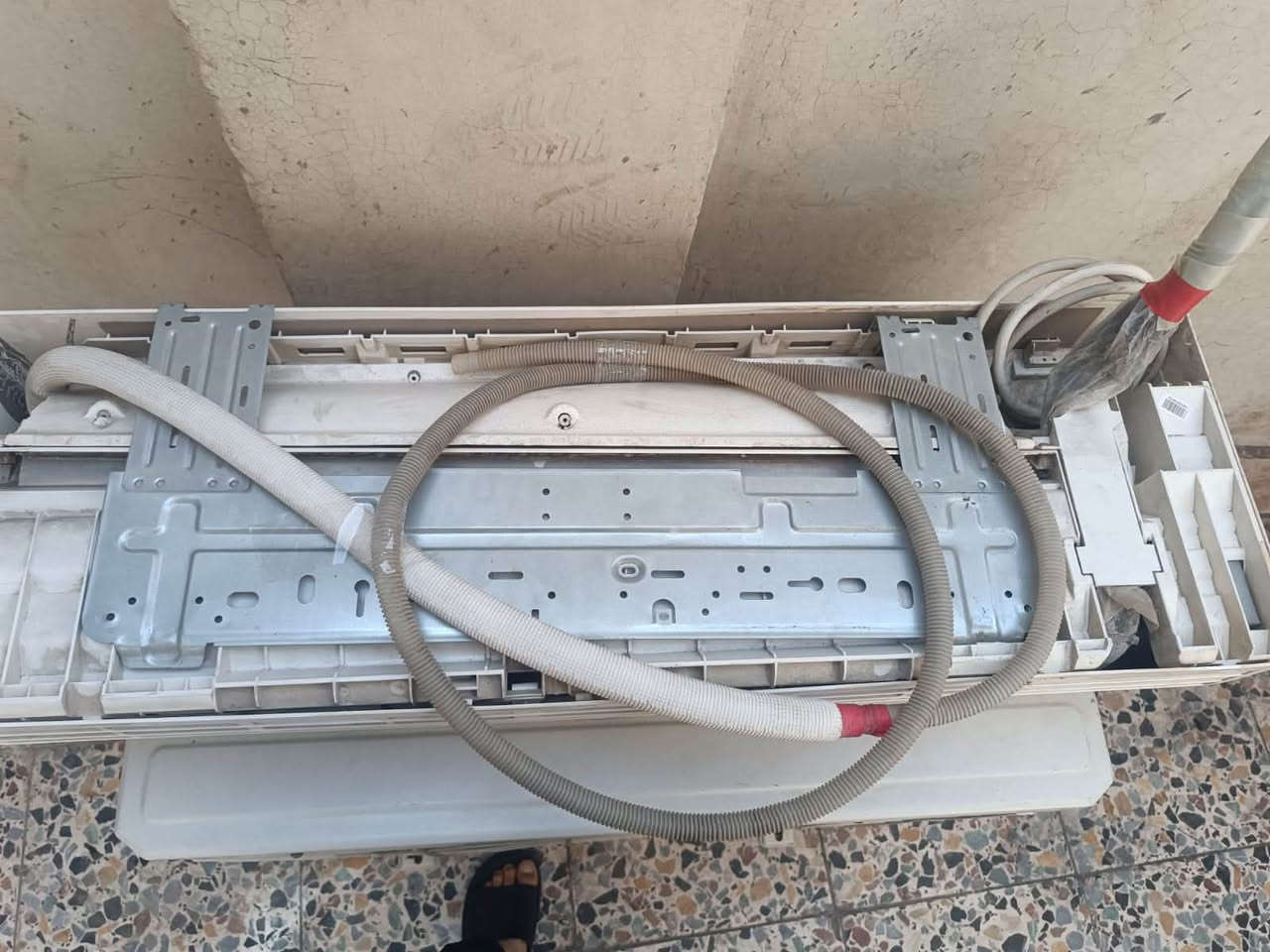 سبلت توسوت طنين نضيف كلش ما بي لا تصليح ولا ليك يشتغل نص ساعه ساعه ويفصل بدلت كمبريسر من وكاله عبد الكريم ونفس الوضع الله شاهد بس كمبريسر بدلته ب٣٥٠ اريد السبلت ب٣٠٠ الف***********
