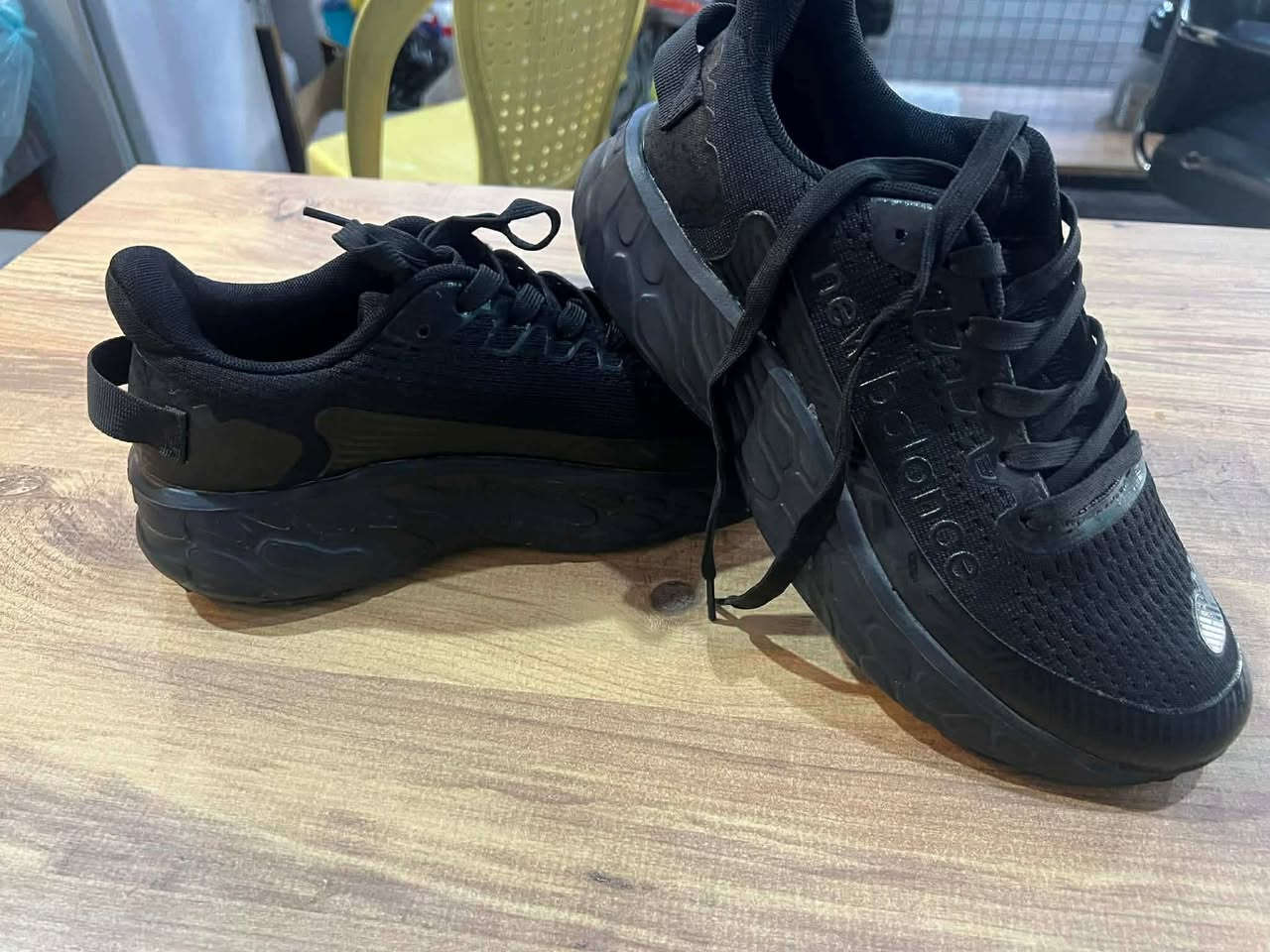 قطعة على 25 الف على اول تم قبل ما يطلع مندوب
ثنينهم قياس 44 
توصيل 5


**إذا كنت صاحب هذا الإعلان وتريد حذفه لأي سبب، رجاءا أرسل رسالة إلى الدعم الفني**