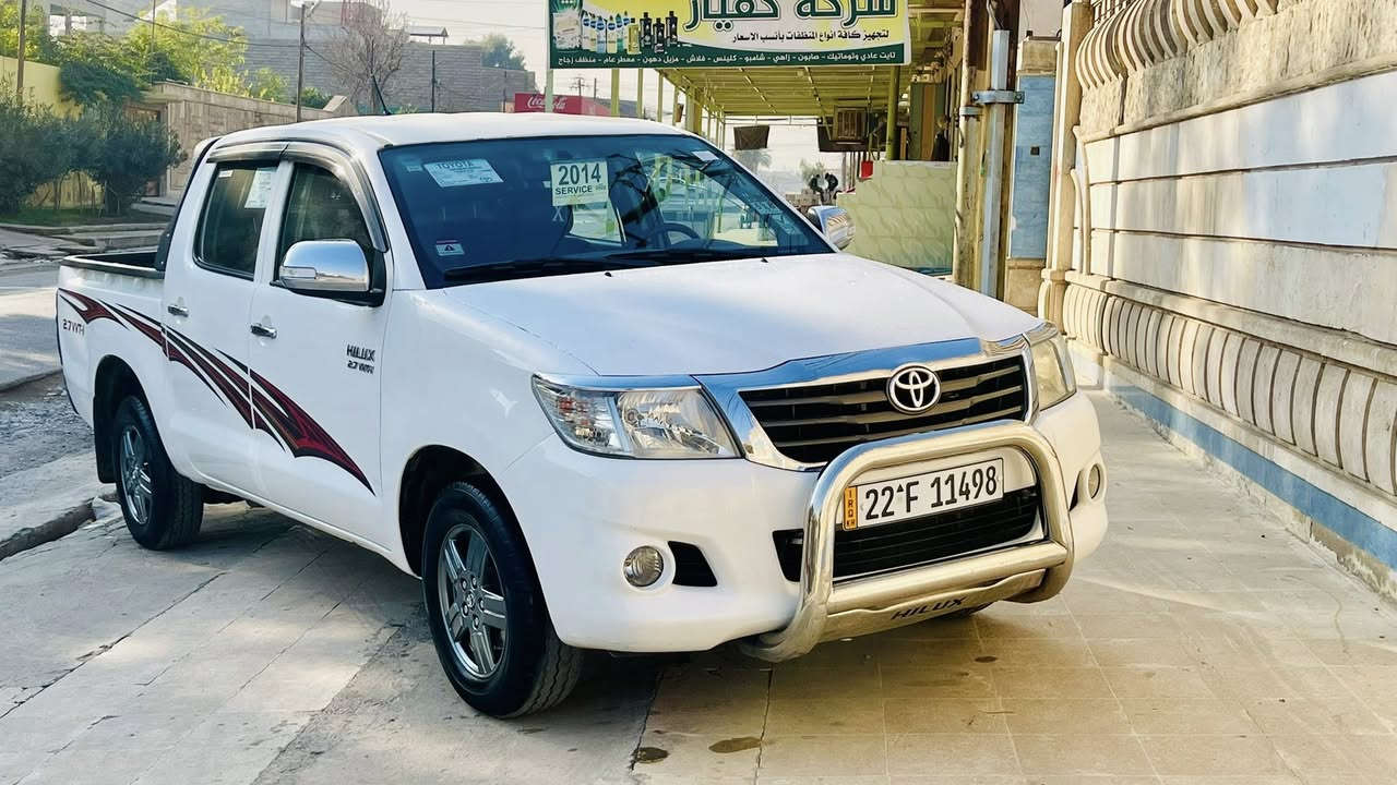 السلام عليكم سعر مناسب جدآ 175 تويوتا هايلوكس بيكم 2013 
شركة جيهان ماشية 166 الف حقيقي محرك مامفتوح شرط كير عادي رقم اربيل سنوية وهزة وارقام كلها جديدة قطعتين صبغ  للأستفسار *********** 
***********
