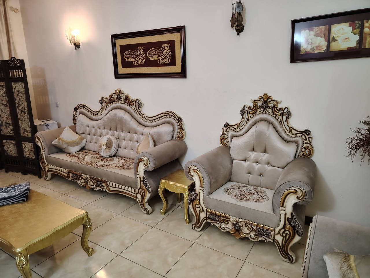 السلام عليكم
تخم عراقي نظيف جدا

السعر 750
10 مقاعد 

***********
