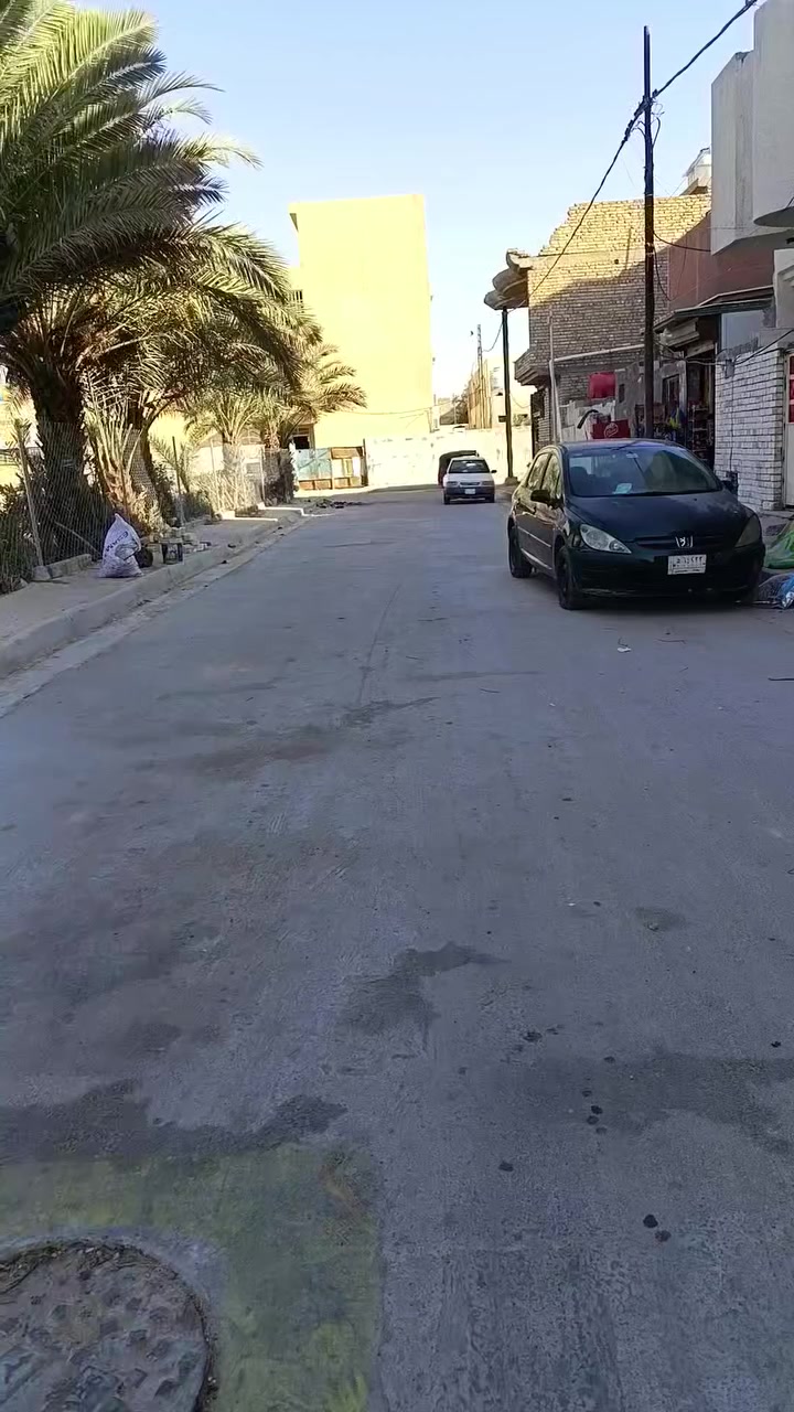 نص قطعه خلفيه البيع
الموقع مدينه الصدر ق 31 
خلف جامع سيد الرسل مقبل المنتزه
نوع البناء عگاده
تتكون من استقبال وغرف وفوك غرفه سندويش 6*4
***********
