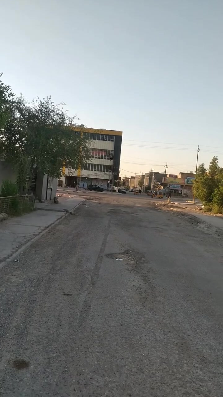 السلام عليكم
شقه ارضي للبيع مجمع القعقاع عماره ١١٧ تحتوي على محل بنجرجي  وكراج كبير وحديقه  و صاله  وغرفتين نوم ومطبخ ومخزن وبلكونه الشقه كلش نضيفه قرب حي البتول مقابل العماره الصفره للإستفسار ***********
