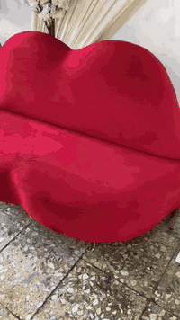 للبيع أو للمراوس بلون     أبيض  ***********
