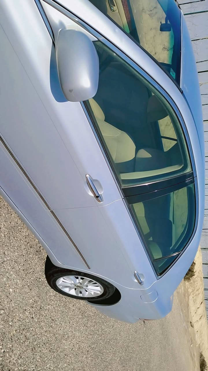 سياره دخول جديد من نوع شاهينه للبيع موديل ٢٠٠٦ كصه قماره فقط 
***********
