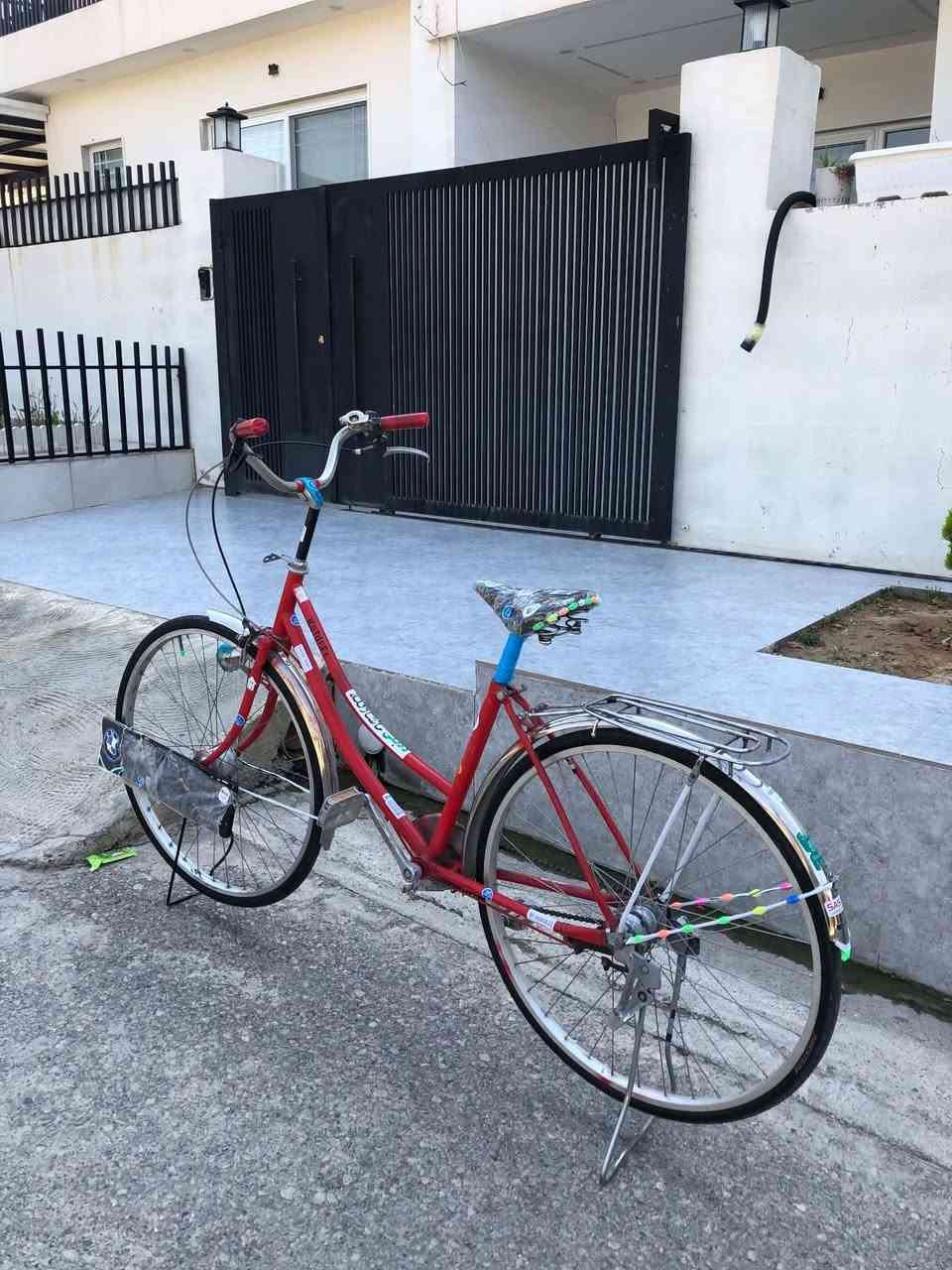 السلام عليكم 🕳️ للبيع=بايسكل ياباني -🚴🏻 نضيف وتايرات جدد بريكات بدون نقص ☄️ بايسكل جديد وجاهز. مكان شقلاوة السعر 85بي مجال بسيط مراسله خاص للشراي


**إذا كنت صاحب هذا الإعلان وتريد حذفه لأي سبب، رجاءا أرسل رسالة إلى الدعم الفني**