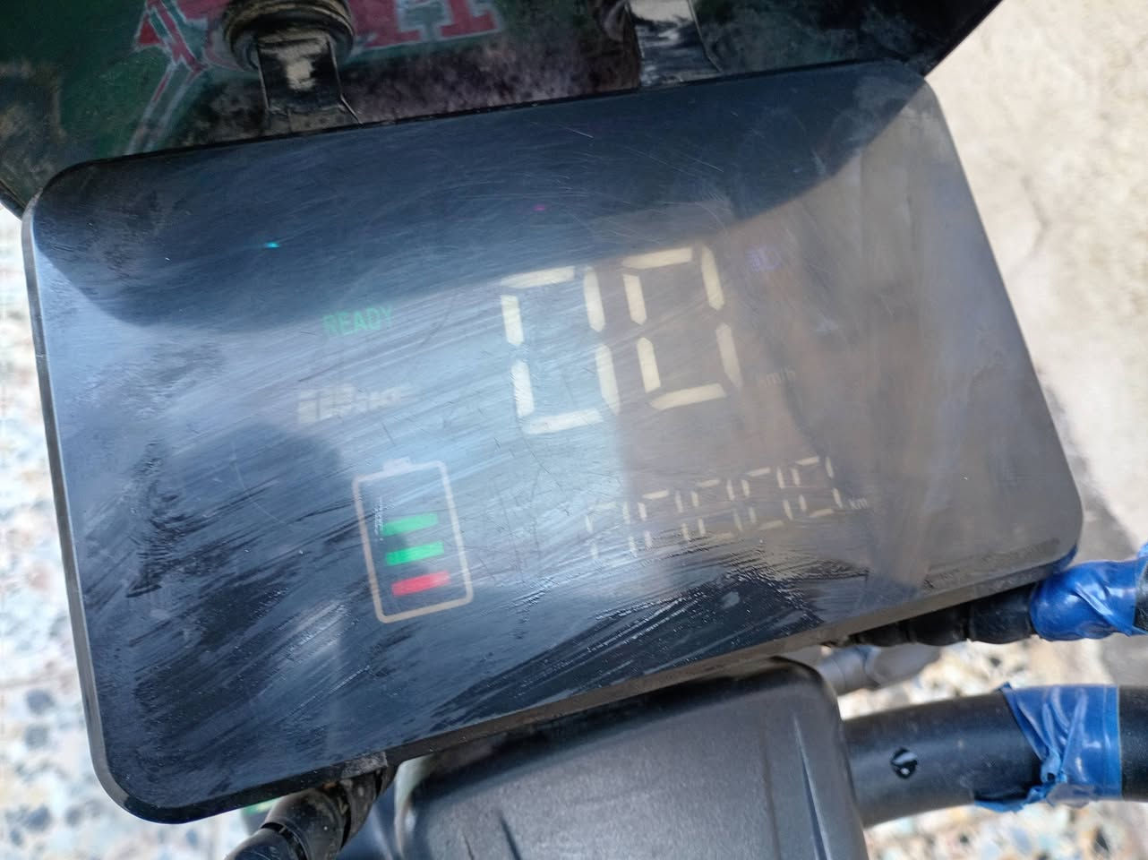 سلام عليكم دراجة شحن موديل 2024 شهر العاشر 🔴🔴ماتشتغل🔴🔴 كهربائيات كلهة شغالة بيهة بصمة وسويج وكارت مكاني بغداد حي الكوفة للاستفسار ***********
