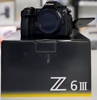 نيكۆ Z6iii  بۆ فرۆشتن لێنزی ٢٤  ٧٠  F٤ لۆک لۆک شتری 2K 07505556669