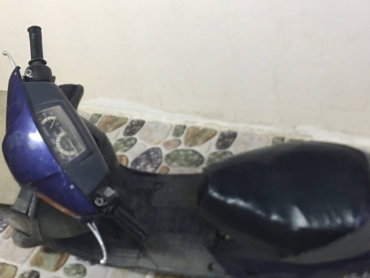 سلام عليكم ياماهه البيع مه كينه بلادي و كابيتر بلادي كلش نظيف مامفتوح محرك سرعه  تايرات جديد بس يحتاج بطارية اكسل برشط مكان كركوك حوريه يم جامع شيخ محمد يم ملعب دولي شورجه سلام عليكم ئه م ماتوره بو ڤروشتنه زور پاكه مه كينه بلاديه كابيترى بلاديه زور سريعه تايكانى تازه يه به س باترى ئه وه ى اكسل به شرته ناونيشان كه ركوك حوريه نزيك مه زگه وتى شيخ محمد 
سعر180وبى مه جال مه جالى تيدايه


**إذا كنت صاحب هذا الإعلان وتريد حذفه لأي سبب، رجاءا أرسل رسالة إلى الدعم الفني**