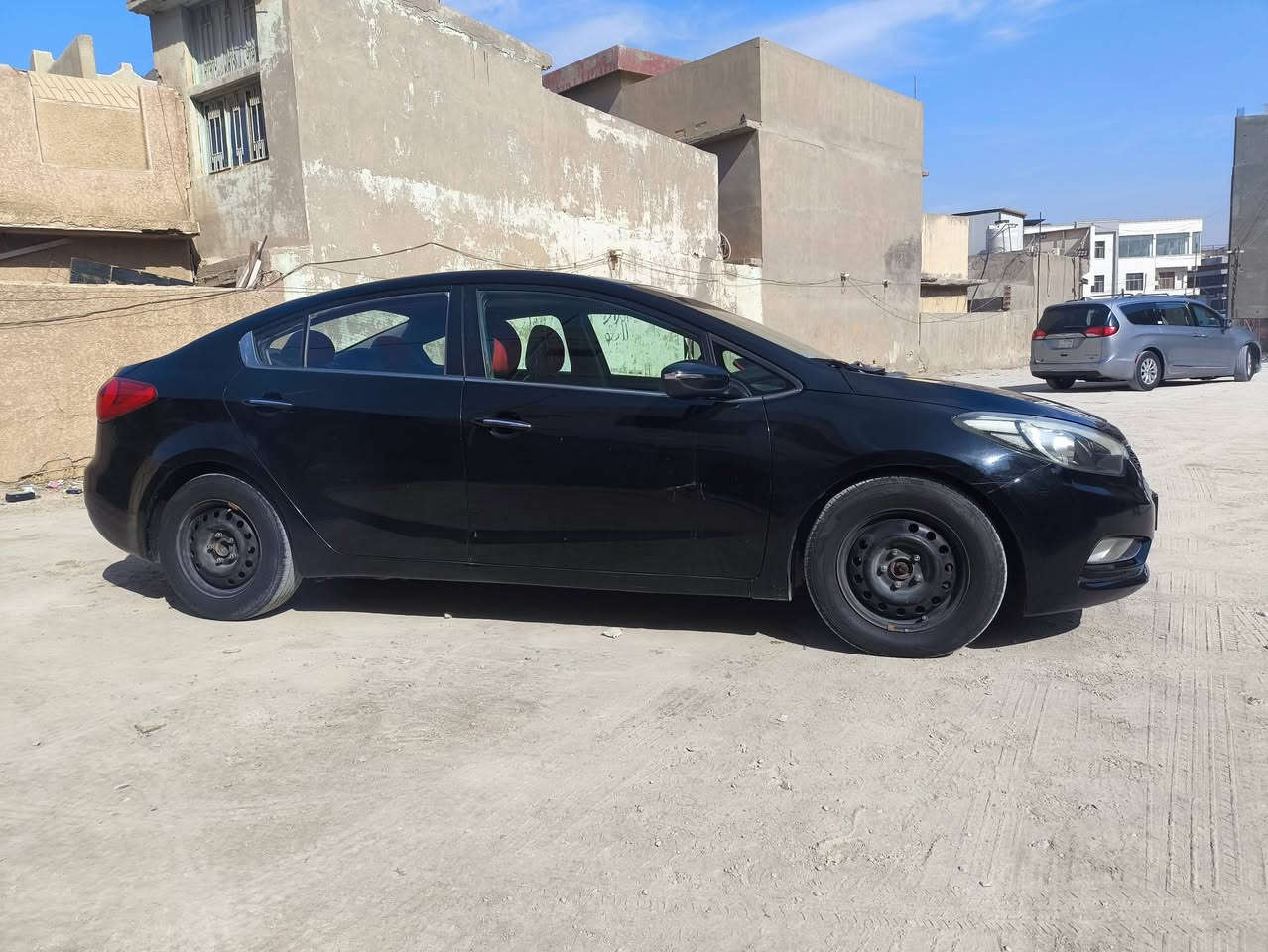 فورتي 15 فوول..مراوس بدورنكو والفرق موجود..
***********
