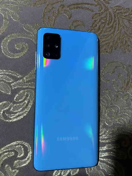 متاح A51 النظافه فول الذاكره 128 بصمه وجهة شغاله كله شغال دبل سيمكارت السعر 80 وبي مجال قليل المكان الحبيبيه ***********
